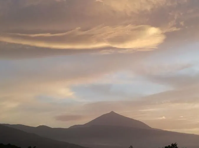 Nyaraló Vistas Al Teide Con Jacuzzi, Wifi Y Tv Satelite Santa Úrsula