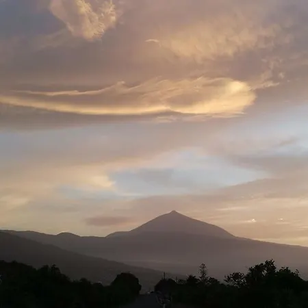 Semesterbostad Vistas Al Teide Con Jacuzzi, Wifi Y Tv Satelite Santa Úrsula